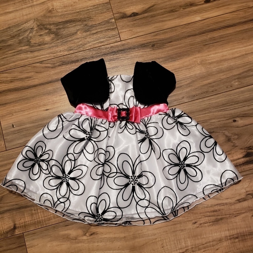 Love By Special Occasions Girl Formal Dress Size 9 Months